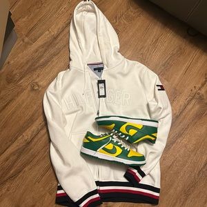 Bundle Deal! Buy Tommy Hilfiger Hoodie & Get UA Dunks For Free!!